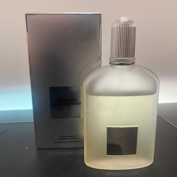 TOM FORD GREY VETIVER Eau de Parfum 100ml - Picture 2 of 4
